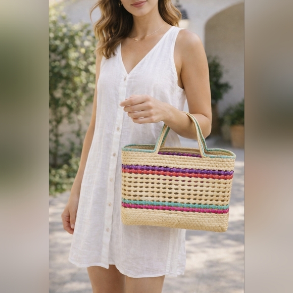 Unknown Handbags - NWOT!! GORGEOUS Small Women Beach Bag